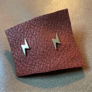 ⚡️ Lightning Bolt stud earrings gold brass